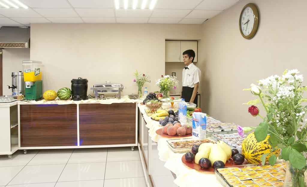 Egemen Hotel Mersin  Exterior foto